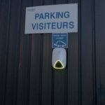 Borne électrique visiteurs